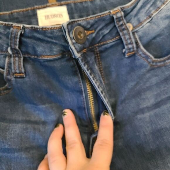 Hudson Jeans   - Picture 2 of 8